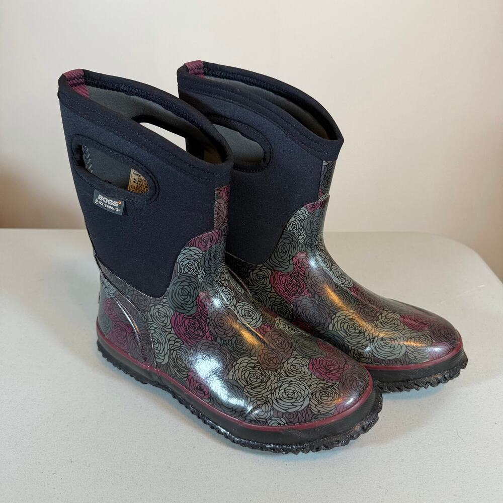 Bogs Classic Rosey Mid Boots Womens 8 Purple Gray Rose Pattern Gorpcore
